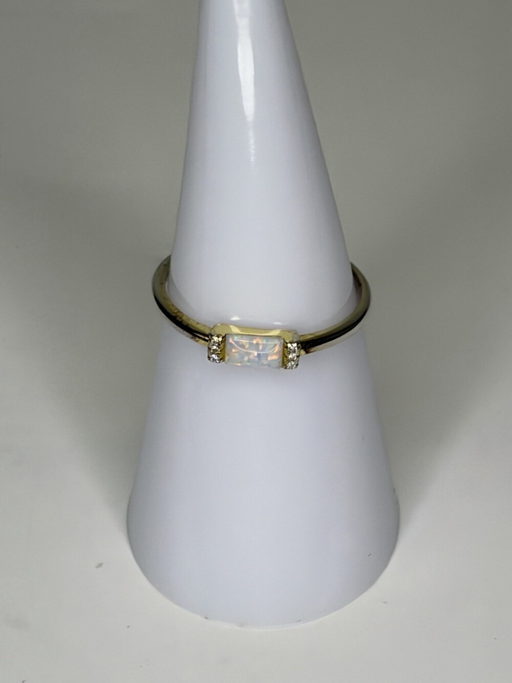 925 Sterling Silver East West Opal Baguette Ring CZ Accents Two Tone Sz 7 1.3g
